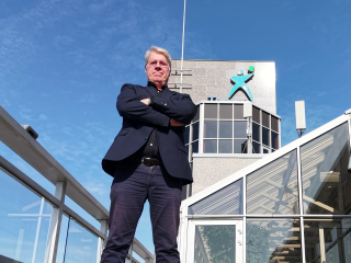 toimitusjohtaja kai kaasalainen tamrotalon terassilla 